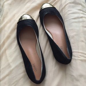 Black flats